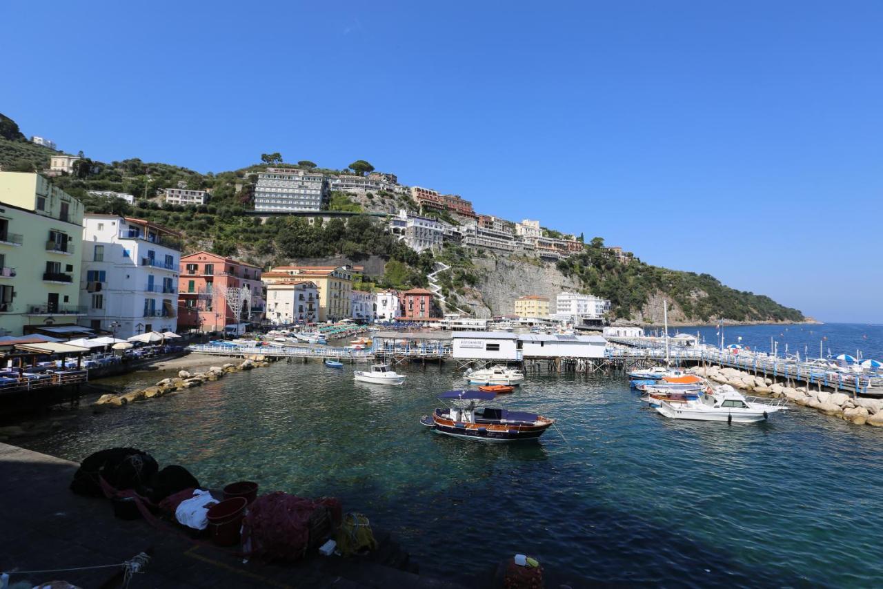 Appartement Happy Flat On The Sea à Sorrente Extérieur photo